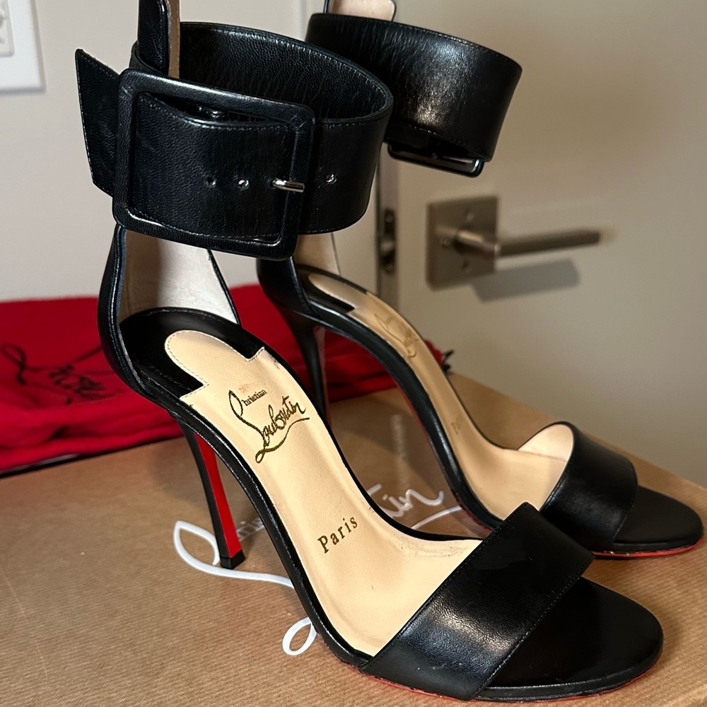 Christian Louboutin Blade Runana 36